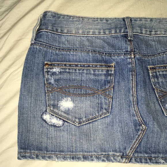 ABERCROMBIE MINI SKIRT - Picture 3 of 8